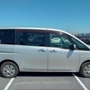 2011 Nissan Serena C26 20X 1000$ Japan 🇯🇵